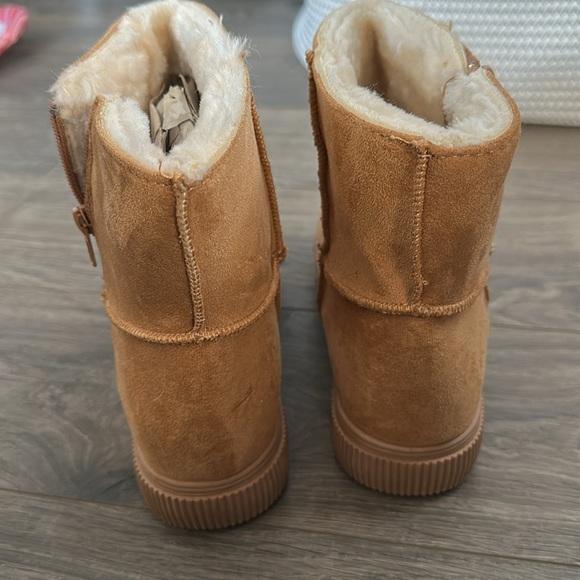 Bamboo Beand Fur boots size 6 - Picture 2 of 5
